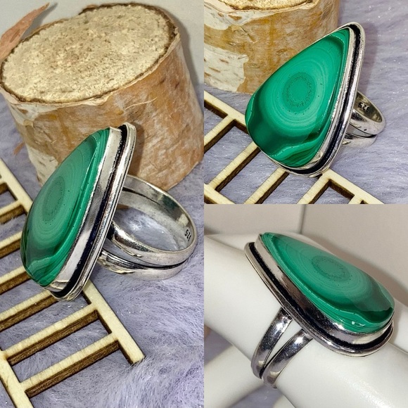 Divine Malachite Gemstone Chunky Handmade Ring - Picture 4 of 7